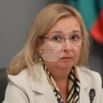 Всички министерства трябва да работят заедно за осигуряването на заетост на хората в нужда, каза председателят на ИСС Зорница Русинова