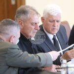 ОБНОВЕНА Ще бъде извършено въздушно разузнаване за търсене на оцелели, съобщи военният министър за атакуваните търговски кораби в Черно море