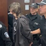 14 годишният пратил на приятели запис как майка му стене за помощ, след като я наръгал 18 пъти