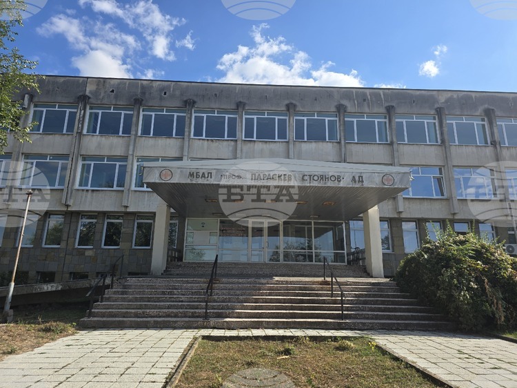 В Многопрофилната болница в Ловеч бе закрита избирателната секция поради наличие на по малко от 10 избиратели