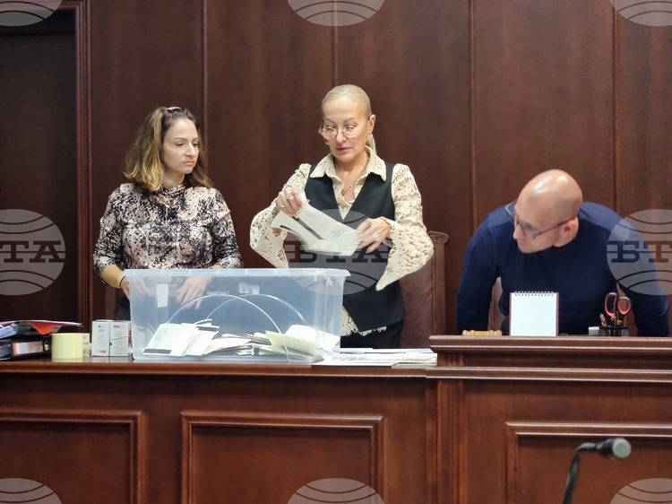 В Ямбол 19 от общо 23 ма прокурори участваха във вота за членове на новия Висш съдебен съвет