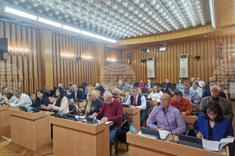 Общинският съвет в Разград одобри продажбата на четири имота в бизнес зона „Перистър“ на собствениците на сгради в тях