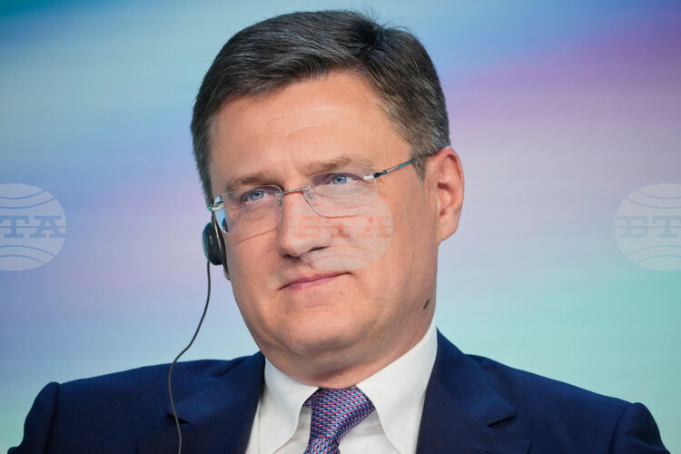 Руският вицепремиер Александър Новак заяви, че Украйна снощи е възобновила атаките си срещу рафинерии след пауза