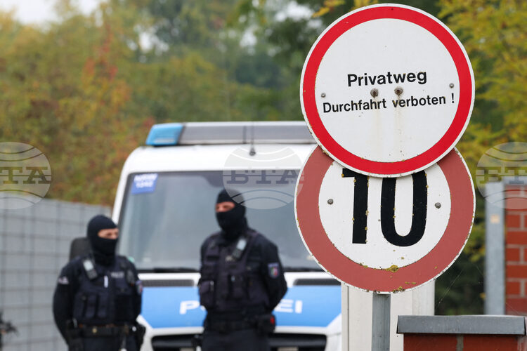 Германската полиция арестува двама заподозрени за планиране на саботажи по поръчка на Русия, съобщи списание "Шпигел"