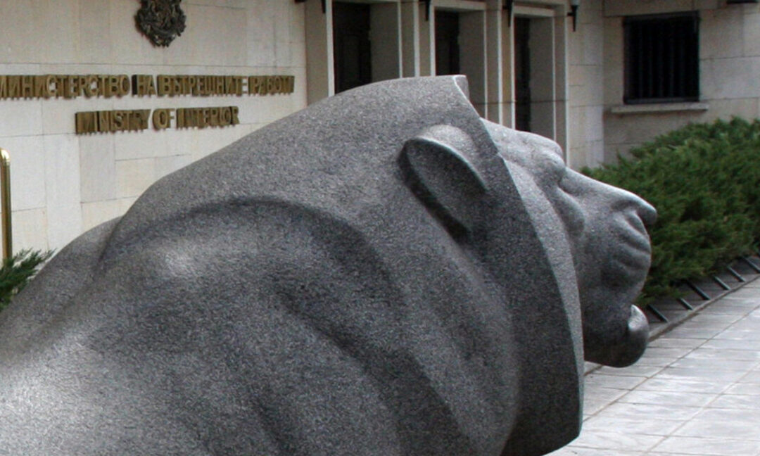 МВР ще следи за сигурността в секциите през деня