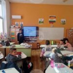 Читалищната библиотека в Нови пазар направи пред ученици презентации за медийната грамотност и киберсигурност