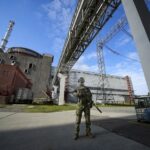 Служител на Запорожка АЕЦ е бил убит при атака с дрон, съобщи МААЕ