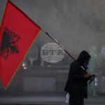 Хиляди отново протестираха в албанската столица Тирана в петък