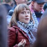 Грета Тунберг се присъедини към стотици пропалестински демонстранти в Берлин