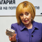 Манолова за високите цени във веригите: Те са ни лук яли, ни лук мирисали!