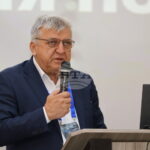 ВиК дружествата трябва да инвестират във възобновяеми енергийни източници и системи за съхранение на електроенергията, каза Манол Генов, член на ВиК холдинга
