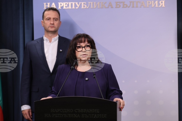 Решението на Конституционния съд за Закона за държавния бюджет води до риск при определяне на дефицита, казаха от ГЕРБ