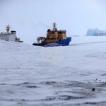 Износът на руски петрол през Арктика нараства на фона на кризата в световния морски транспорт, сочат данни