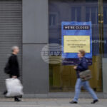Продажбите на дребно във Великобритания спадат на фона на срив на потребителското доверие