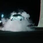 Мъск показа "летяща кола" на tesla (ВИДЕО)