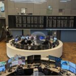 Европейските борси затвориха с растеж на фона на поскъпването на технологичните компании и въпреки безредиците във Франция