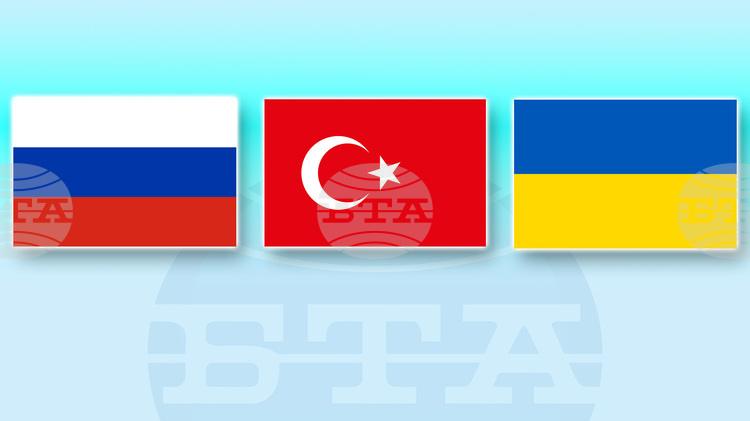 Украйна преговаря с Турция за възстановяване на търговското корабоплаване в Черно море, съобщава „Хюриет дейли нюз“