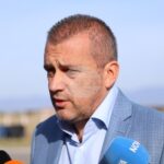 Държавата ще изгради минимум шест полигона за обучение на млади шофьори за безопасно движение по пътищата, каза министърът на транспорта